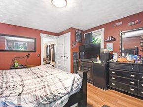 20 Pleasantview Ave, Fitchburg MA 01420