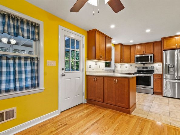 17 Hartwell Avenue, Littleton MA 01460