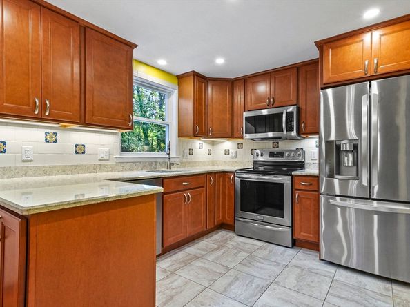 17 Hartwell Avenue, Littleton MA 01460