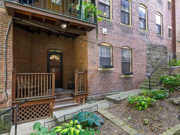 32 Robinwood Ave 7, Boston MA 02130