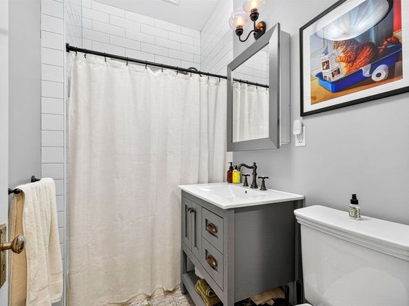 32 Robinwood Ave 7, Boston MA 02130