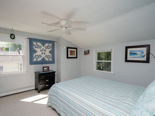 29 Wituwamat Rd, Weymouth MA 02191