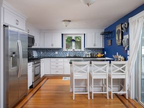 29 Wituwamat Rd, Weymouth MA 02191