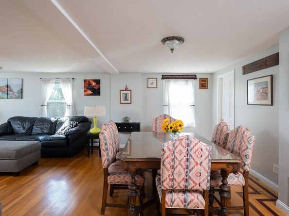 29 Wituwamat Rd, Weymouth MA 02191
