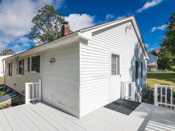 82 Comins Pond Rd, Warren MA 01083