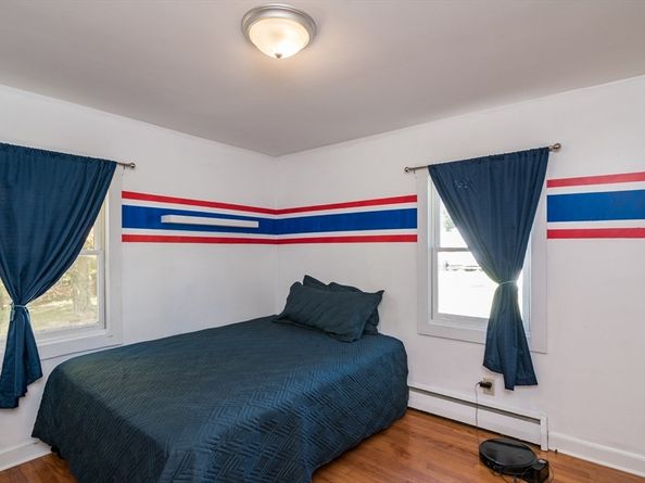 82 Comins Pond Rd, Warren MA 01083