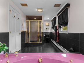 6 Tally Ho Lane, Framingham MA 01701