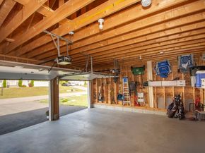 93 Mceachron Dr, Stoughton MA 02072