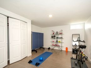 93 Mceachron Dr, Stoughton MA 02072
