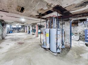 5 Carson St, Boston MA 02125