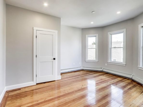 5 Carson St, Boston MA 02125
