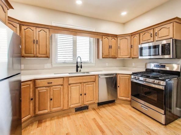 5 Carson St, Boston MA 02125