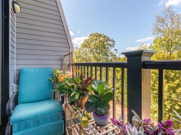 131 Eliot 305, Milton MA 02186