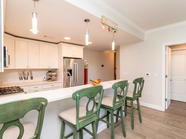 131 Eliot 305, Milton MA 02186