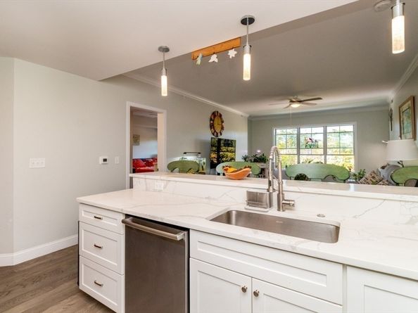 131 Eliot 305, Milton MA 02186