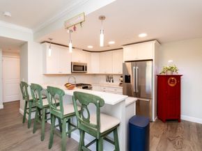 131 Eliot 305, Milton MA 02186