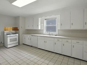 183 Massachusetts Ave, North Andover MA 01845