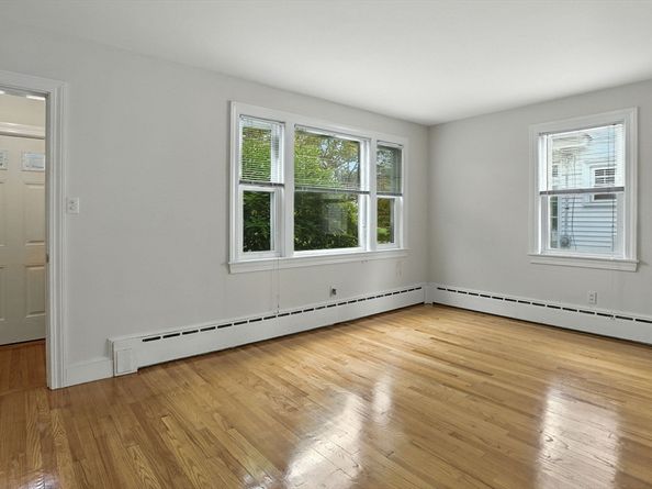 183 Massachusetts Ave, North Andover MA 01845