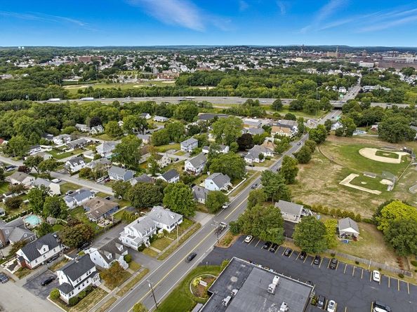 183 Massachusetts Ave, North Andover MA 01845