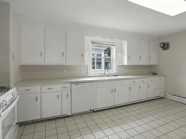 183 Massachusetts Ave, North Andover MA 01845