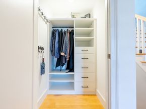 881 E 2nd St 13, Boston MA 02127