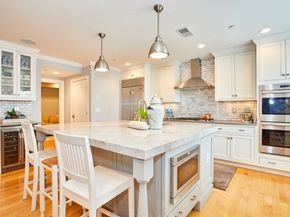 881 E 2nd St 13, Boston MA 02127