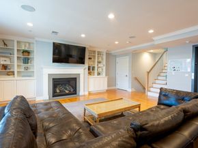 881 E 2nd St 13, Boston MA 02127