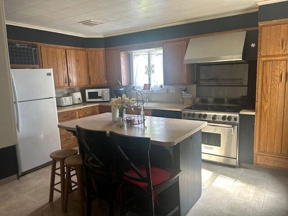 46 Broad St, Barre MA 01005