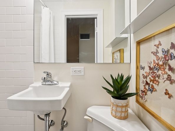 20 Chapel Street B811, Brookline MA 02446
