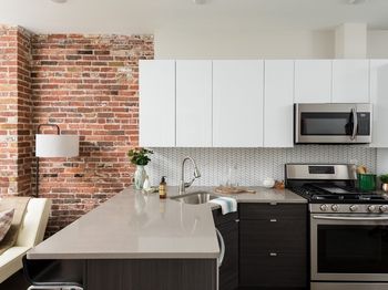 64 Frankfort St