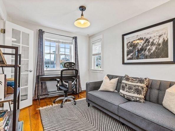 4 Margin St A, Cohasset MA 02025