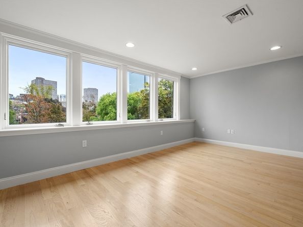 641 Tremont St 3, Boston MA 02118