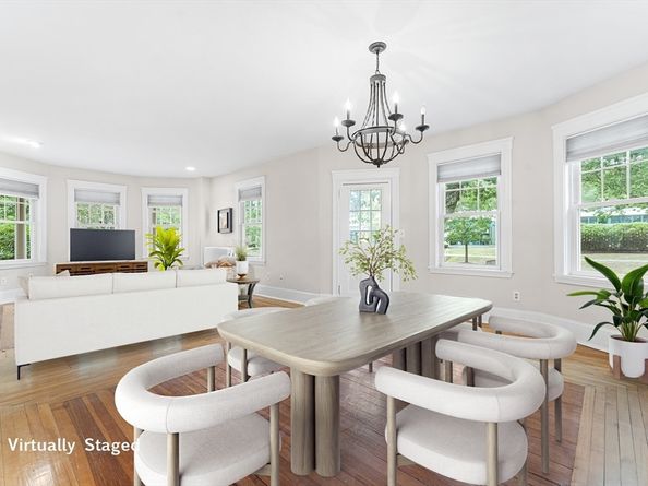 59 Ackers Ave 1, Brookline MA 02445