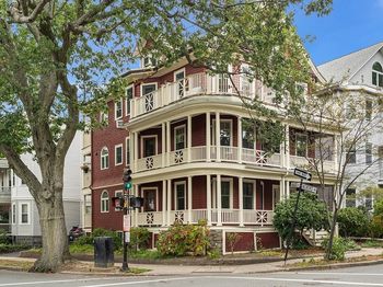 59 Ackers Ave