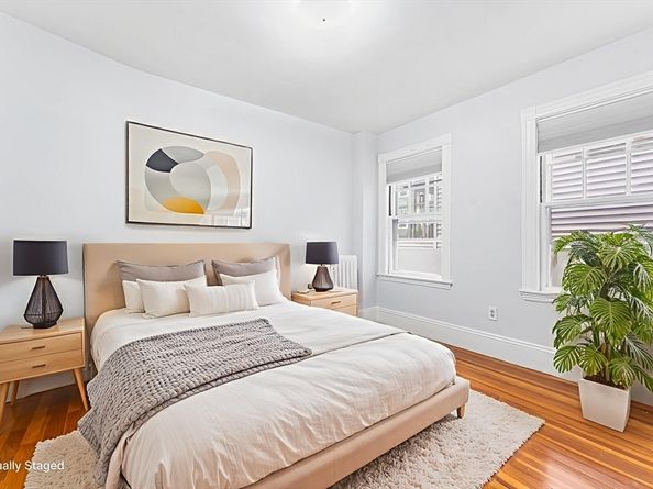 59 Ackers Ave 1, Brookline MA 02445