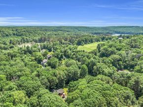 8 Turk Hollow Rd, Oxford MA 01540