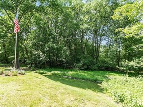 8 Turk Hollow Rd, Oxford MA 01540