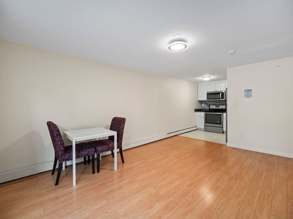 426 Pleasant St 2, Malden MA 02148