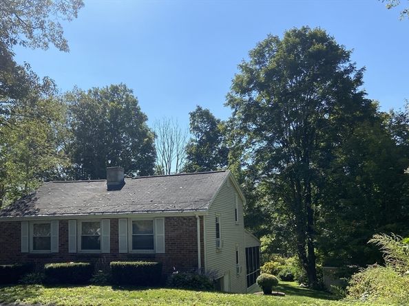 118 Southville Road, Southborough MA 01772