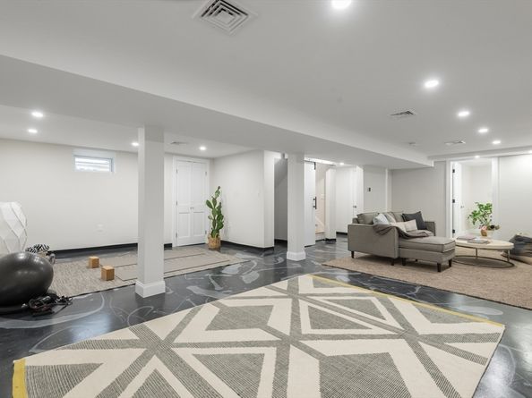 6 Gordon Rd, Arlington MA 02474