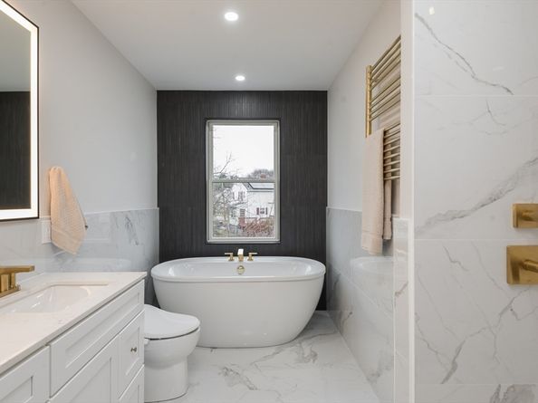 6 Gordon Rd, Arlington MA 02474
