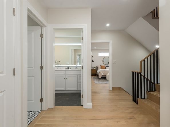 6 Gordon Rd, Arlington MA 02474