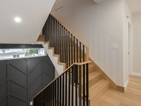 6 Gordon Rd, Arlington MA 02474