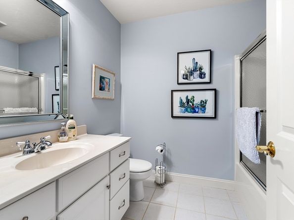50 Carrington Ln 50, Uxbridge MA 01569