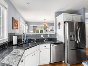 50 Carrington Ln 50, Uxbridge MA 01569
