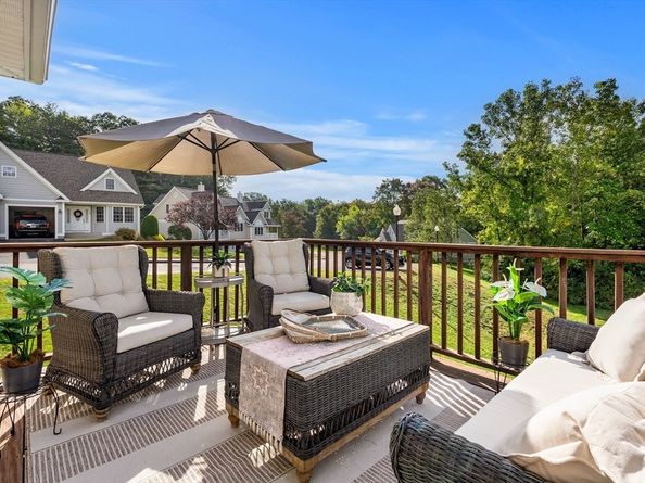 50 Carrington Ln 50, Uxbridge MA 01569
