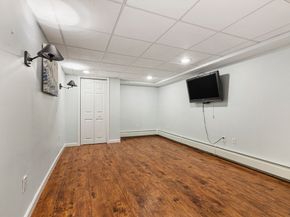 223 West St, Douglas MA 01516