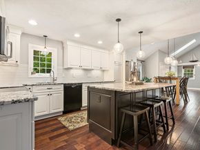223 West St, Douglas MA 01516
