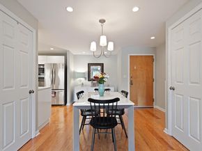 48 Bigelow Ave 11, Watertown MA 02472
