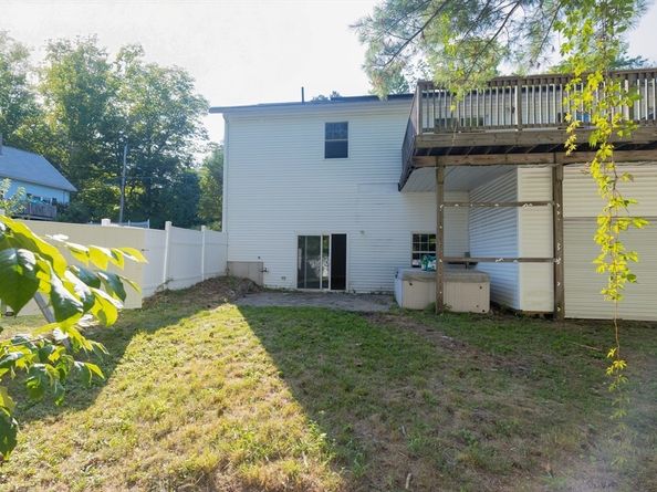 126 Dyer St, Gardner MA 01440